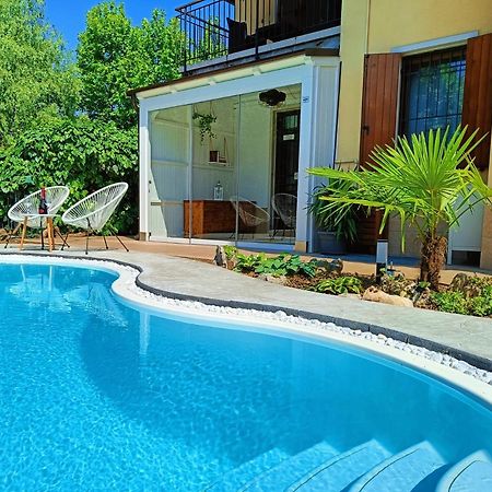Picnic Room And Pool Кастелнуово дел Гарда Екстериор снимка